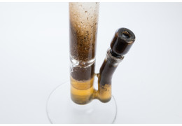 Jak czyścić bongo, żeby nie zostawał posmak i zapach po suszu